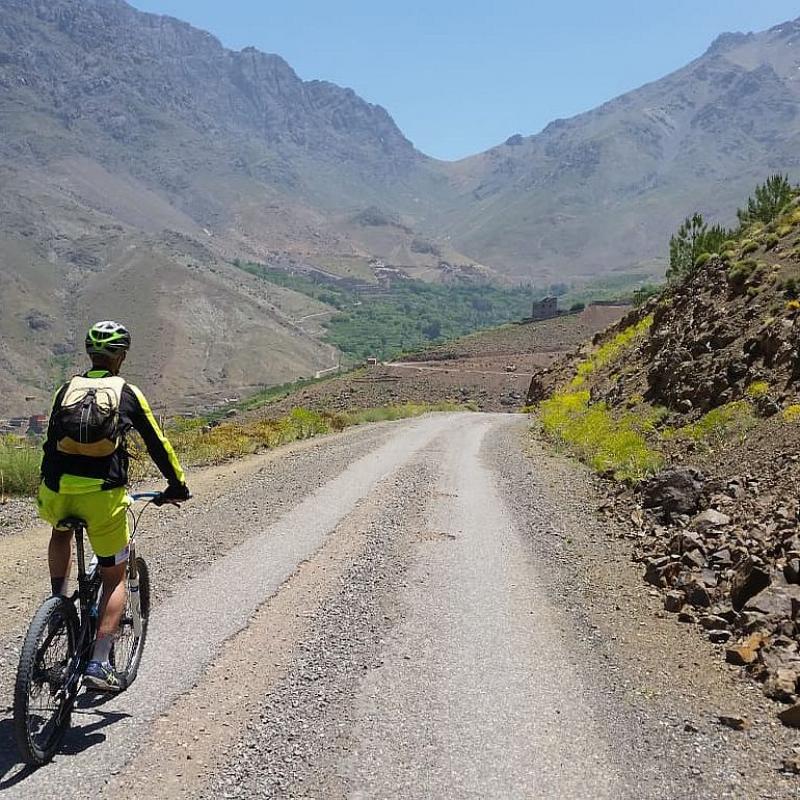 Aventure en Vélo au cœur des Montagnes de l’Atlas